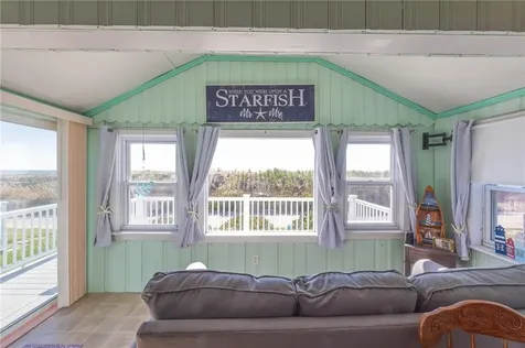 240 3e11 Cards Pond Road South Kingstown RI 02879