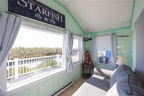 240 3e11 Cards Pond Road South Kingstown RI 02879