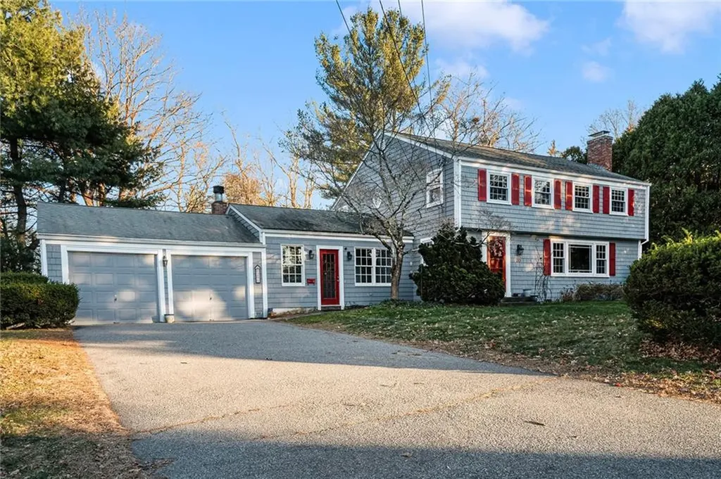20 Devonshire Drive Barrington RI 02809