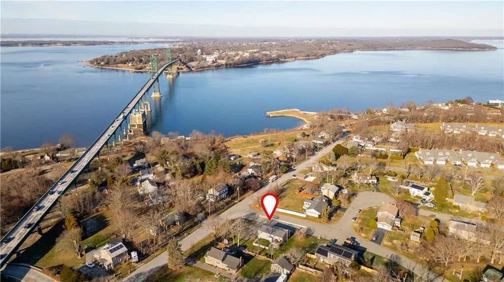 9 Richard Drive Portsmouth RI 02871