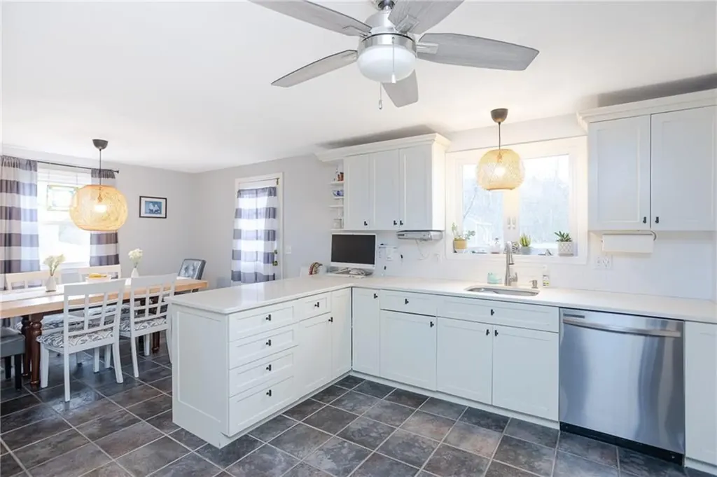 9 Richard Drive Portsmouth RI 02871