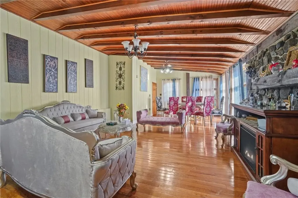 48 Cedar Street Johnston RI 02919
