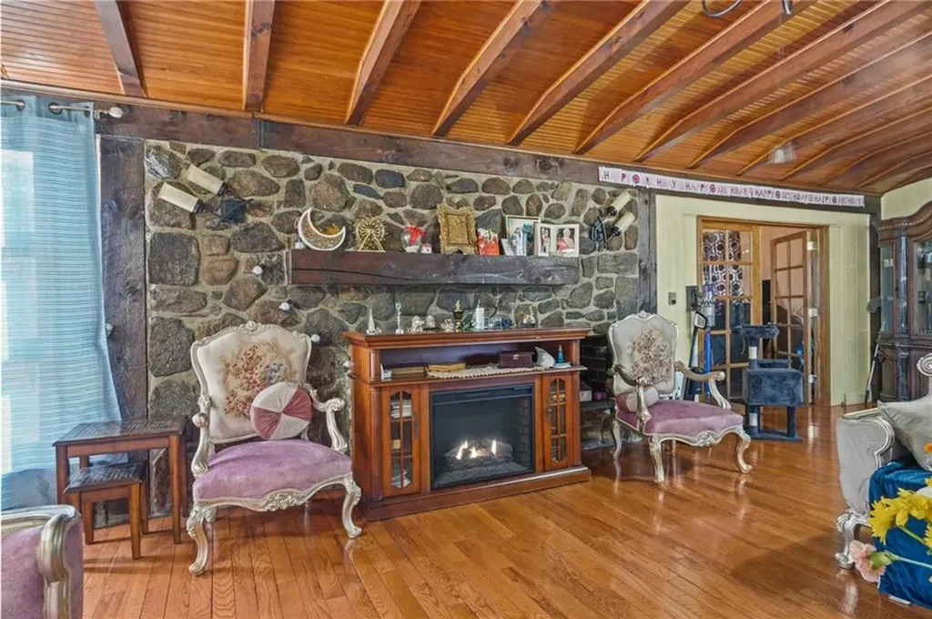 48 Cedar Street Johnston RI 02919