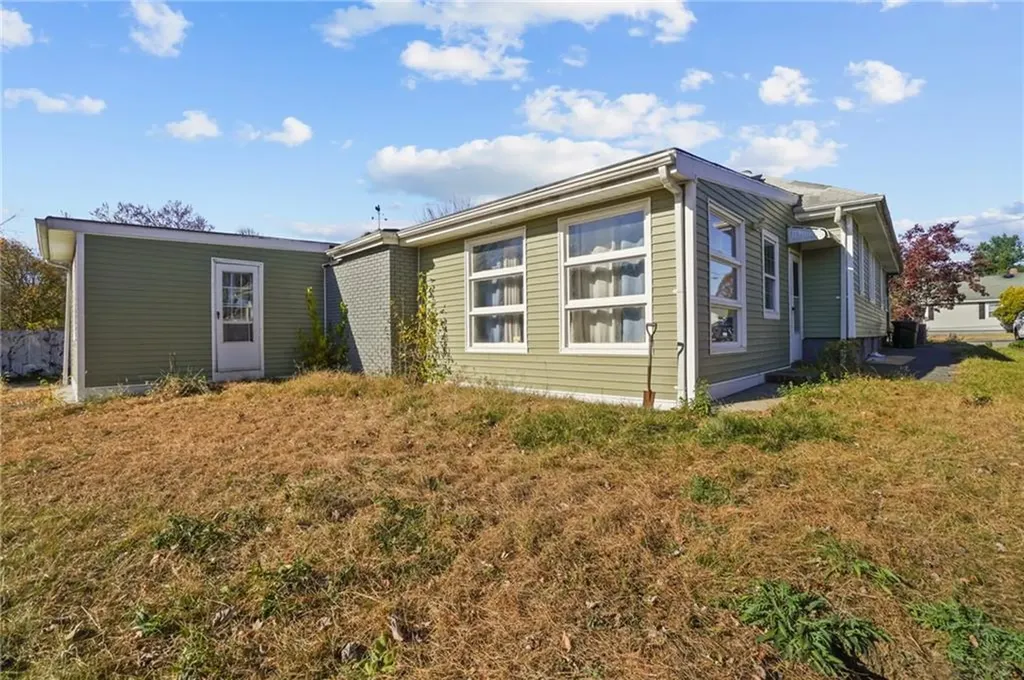 48 Cedar Street Johnston RI 02919