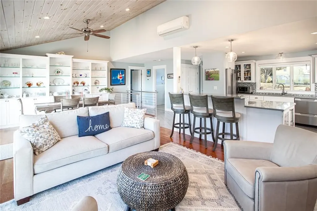 234 Point Road Portsmouth RI 02871