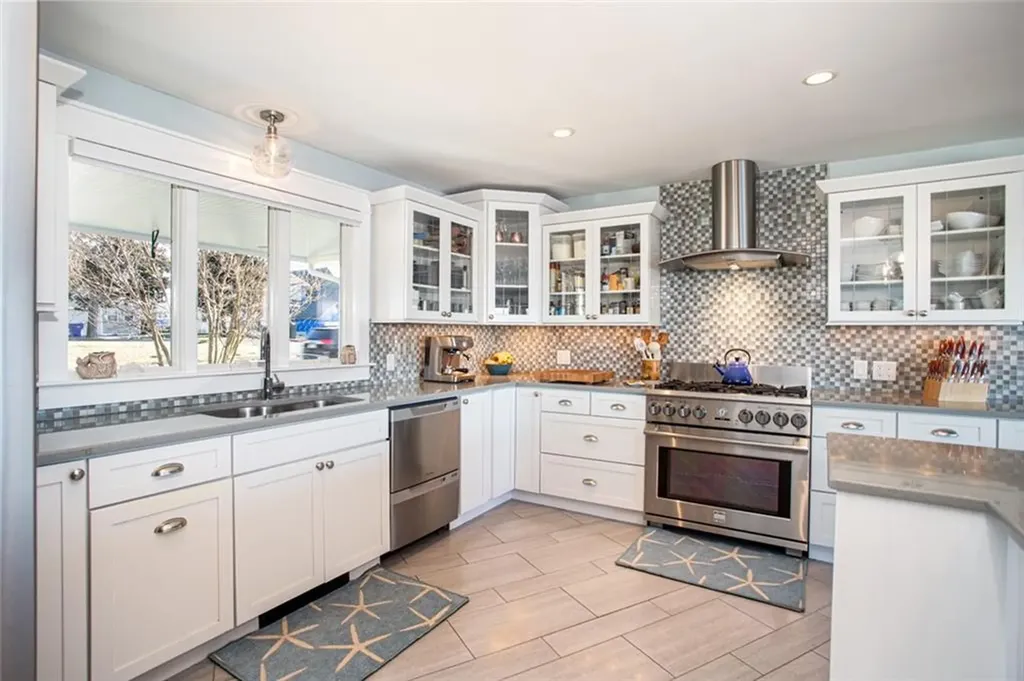 234 Point Road Portsmouth RI 02871