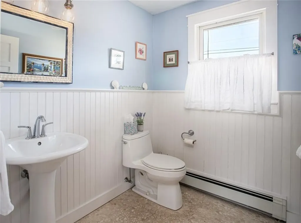 234 Point Road Portsmouth RI 02871