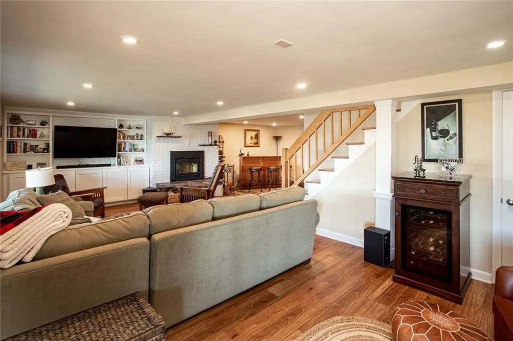 234 Point Road Portsmouth RI 02871