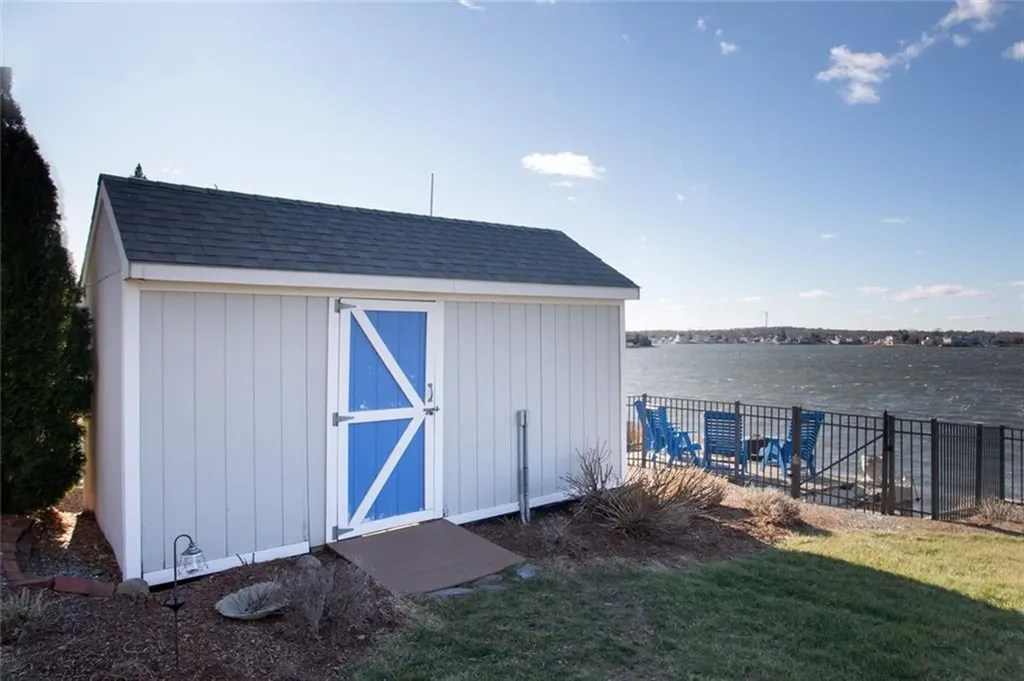 234 Point Road Portsmouth RI 02871