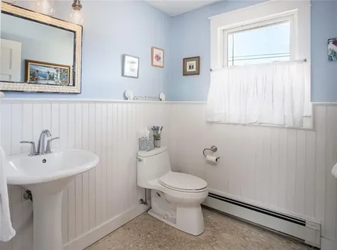 234 Point Road Portsmouth RI 02871