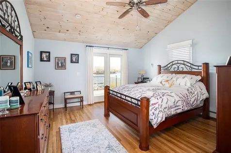 234 Point Road Portsmouth RI 02871