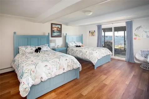 234 Point Road Portsmouth RI 02871