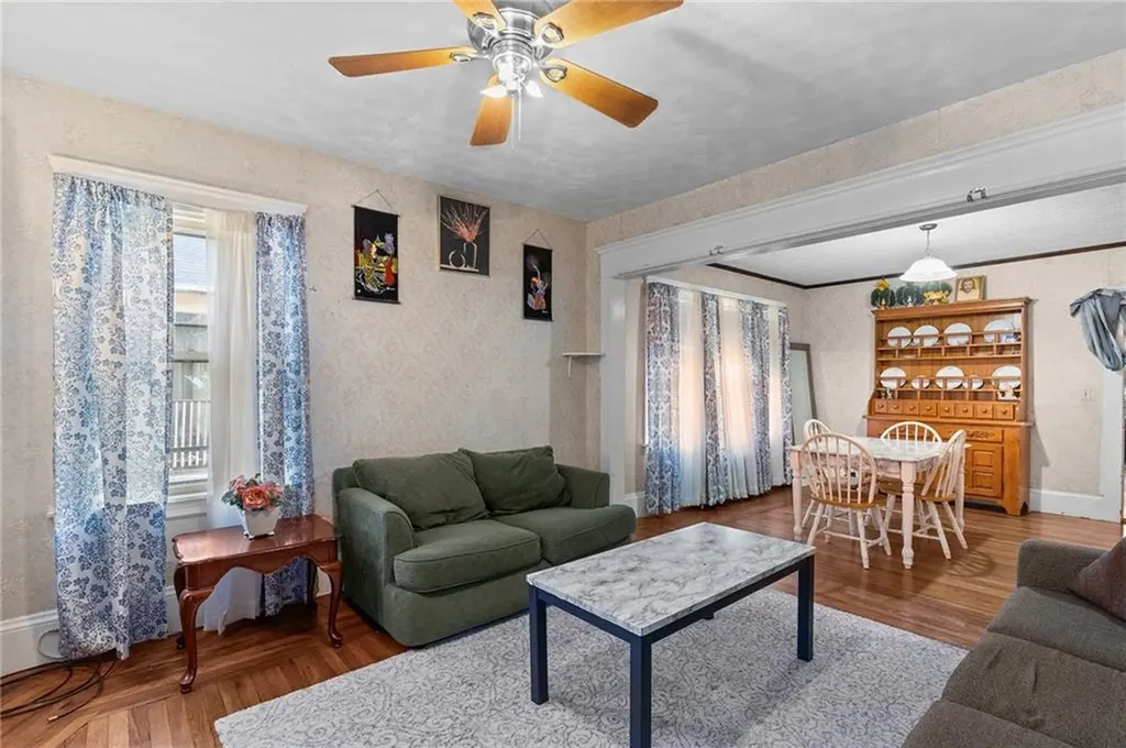 86 88 Sackett Street Providence RI 02907