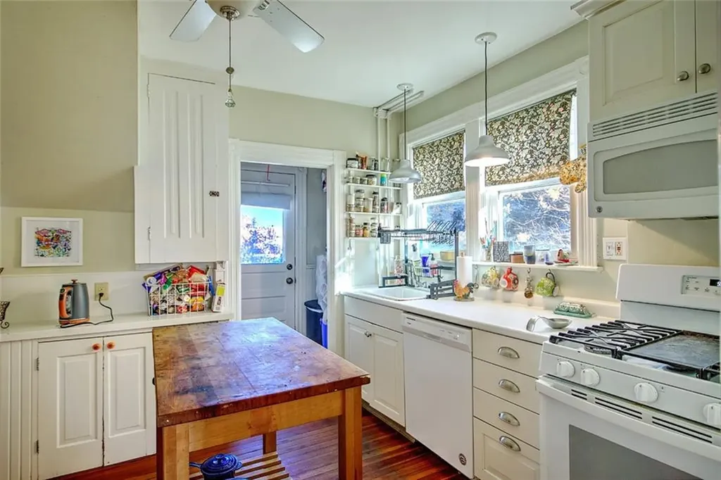 55 Ferncrest Avenue Cranston RI 02905