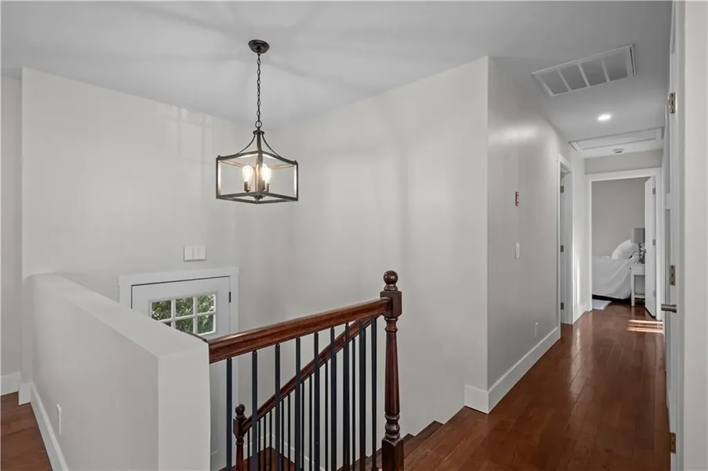6 Annanias Avenue Westerly RI 02891