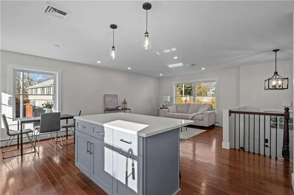 6 Annanias Avenue Westerly RI 02891