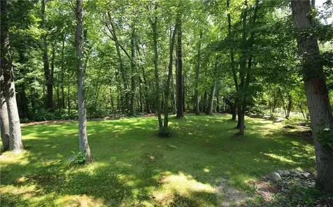 39 Mann School Road Smithfield RI 02917