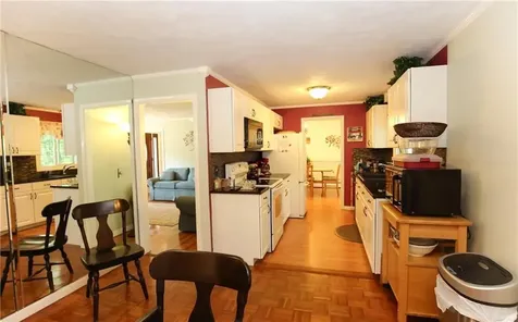 39 Mann School Road Smithfield RI 02917