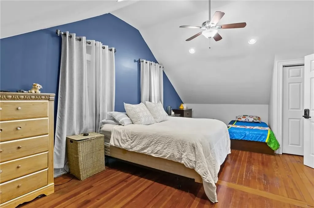 29 Vandewater Street Providence RI 02908