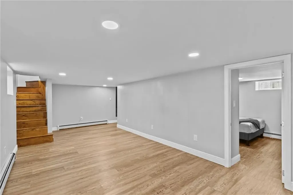 29 Vandewater Street Providence RI 02908