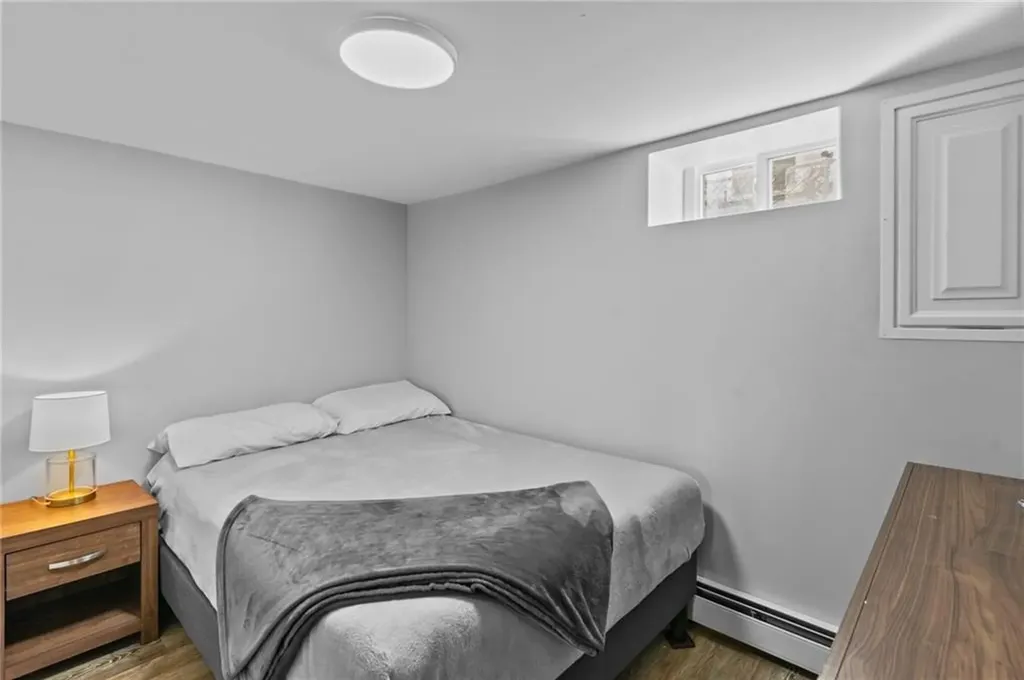 29 Vandewater Street Providence RI 02908