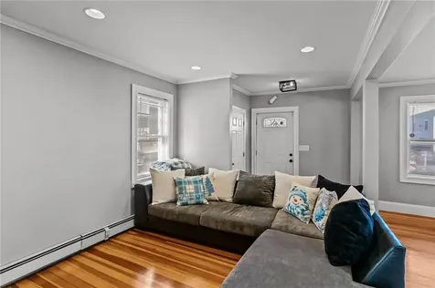 29 Vandewater Street Providence RI 02908