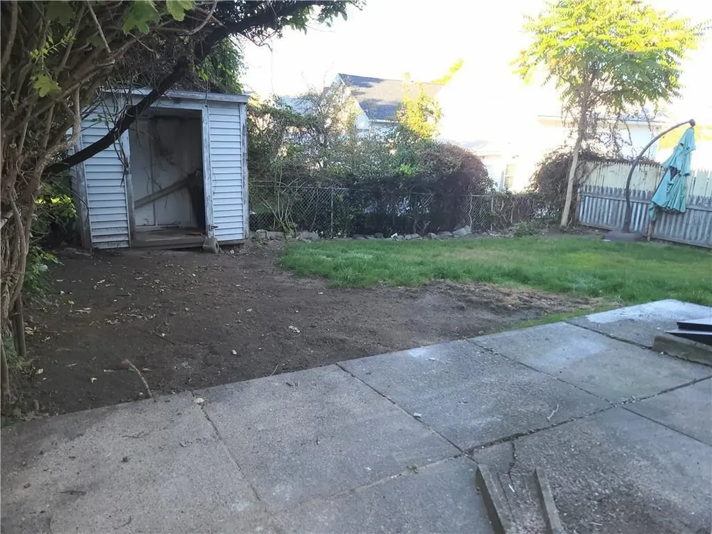8 Harvey Street Pawtucket RI 02860