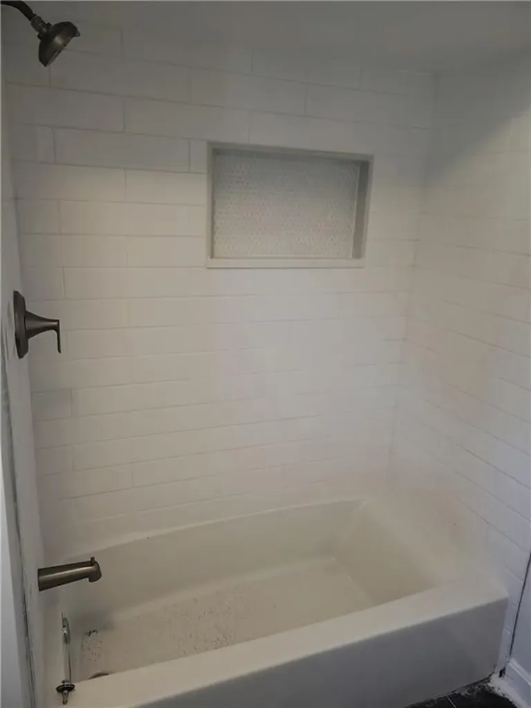 8 Harvey Street Pawtucket RI 02860