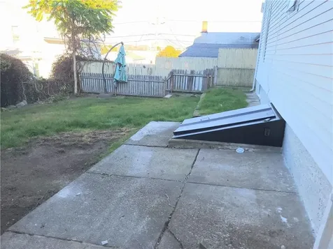 8 Harvey Street Pawtucket RI 02860