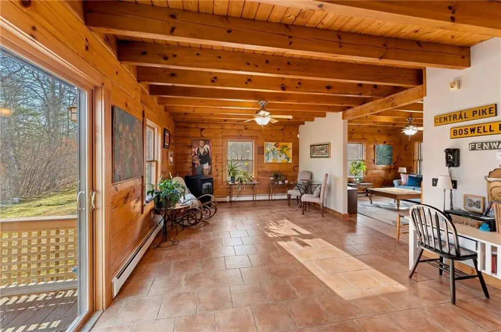 139 1/2 Central Pike Foster RI 02825