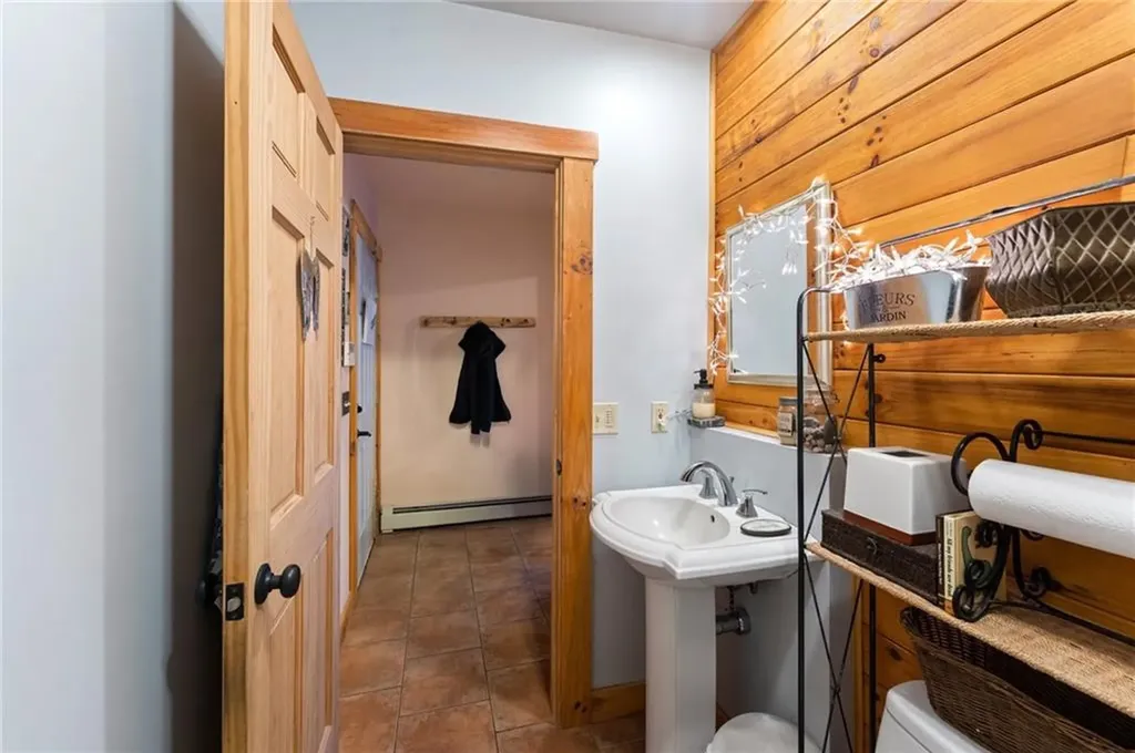 139 1/2 Central Pike Foster RI 02825