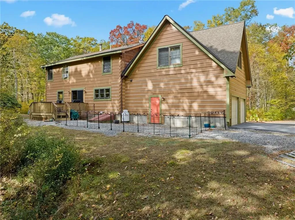 139 1/2 Central Pike Foster RI 02825