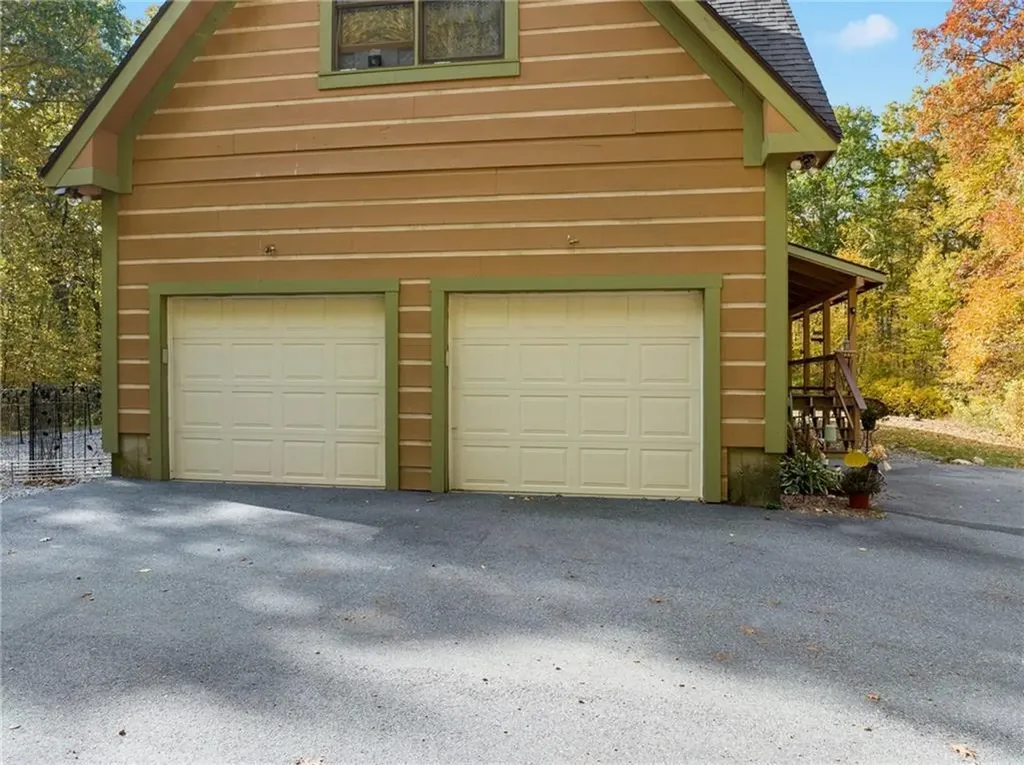 139 1/2 Central Pike Foster RI 02825