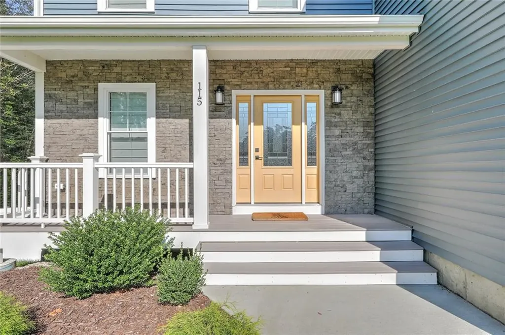 115 Waterman Avenue Johnston RI 02919
