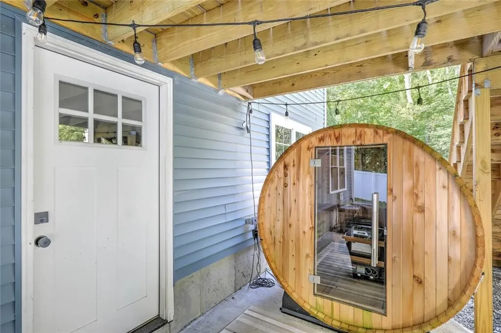 115 Waterman Avenue Johnston RI 02919