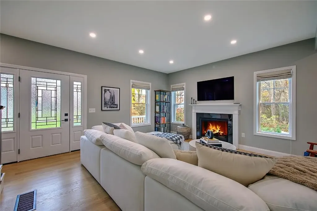 115 Waterman Avenue Johnston RI 02919