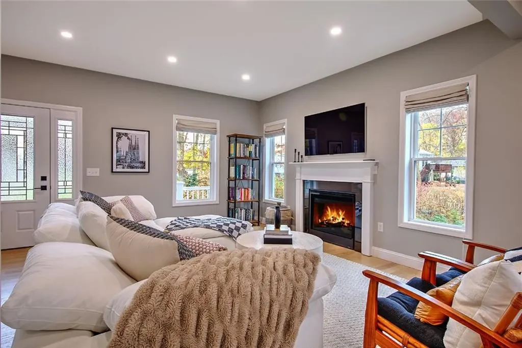 115 Waterman Avenue Johnston RI 02919