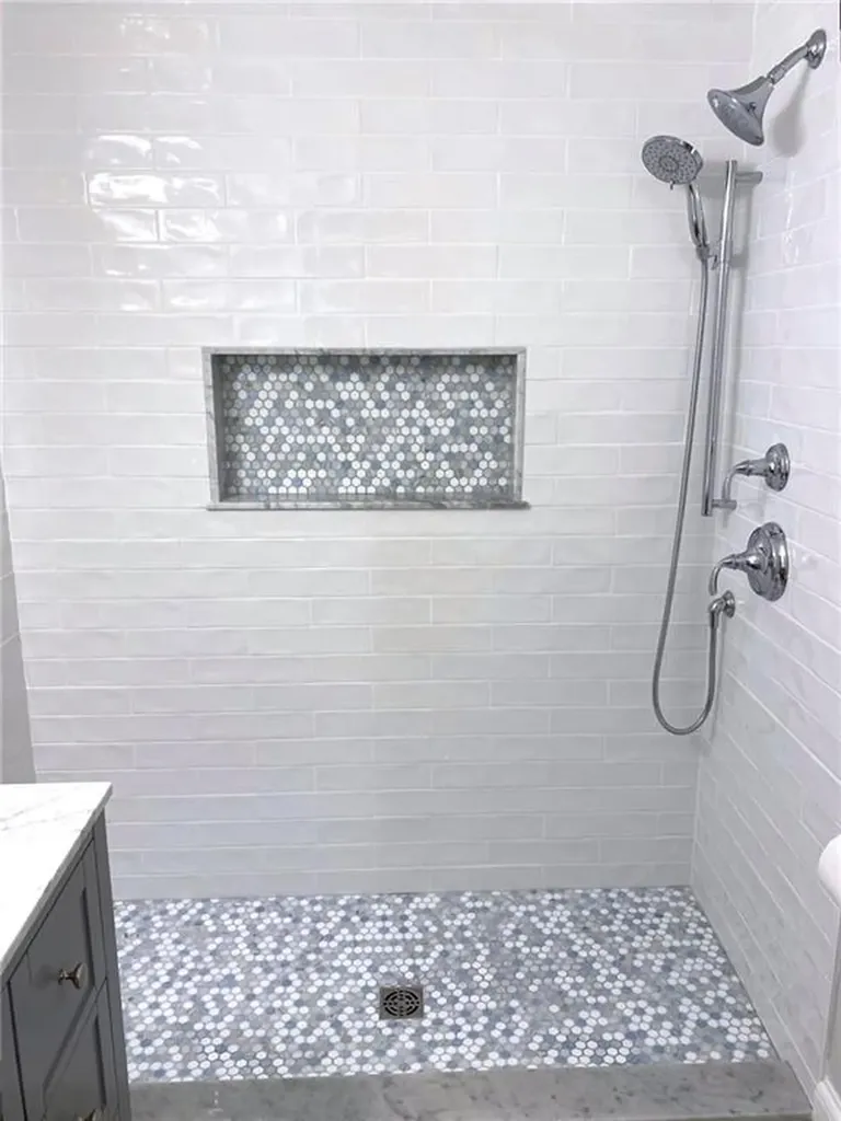 54 Newport Avenue Middletown RI 02842