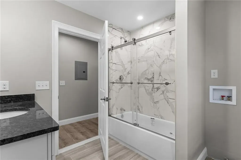 18 Herschel Street Providence RI 02909