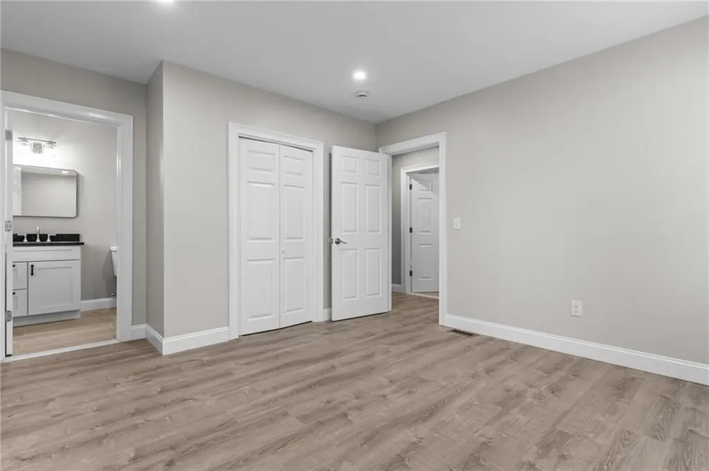 18 Herschel Street Providence RI 02909