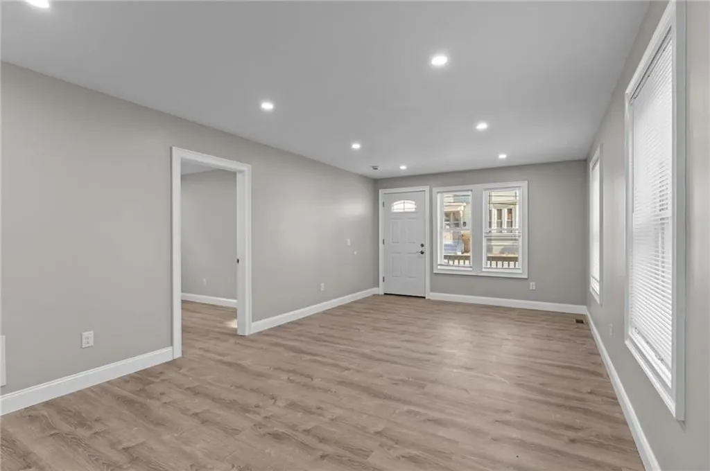 18 Herschel Street Providence RI 02909