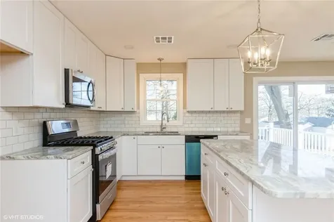 15 Flynn Avenue Cranston RI 02920