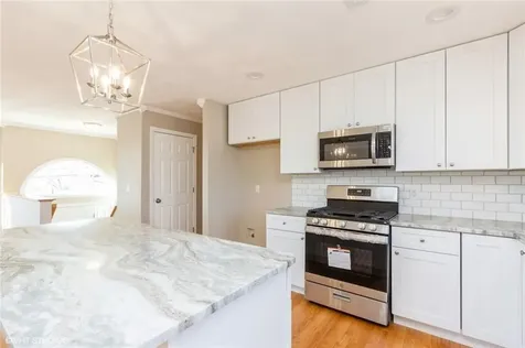 15 Flynn Avenue Cranston RI 02920