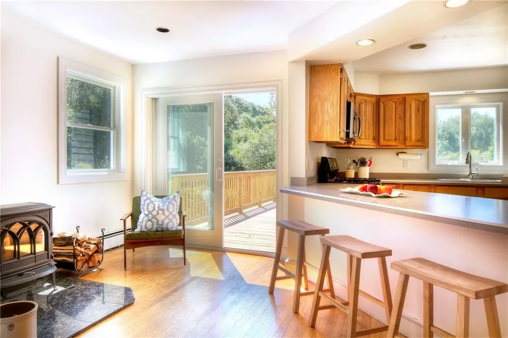 154 Carriage Drive Portsmouth RI 02871
