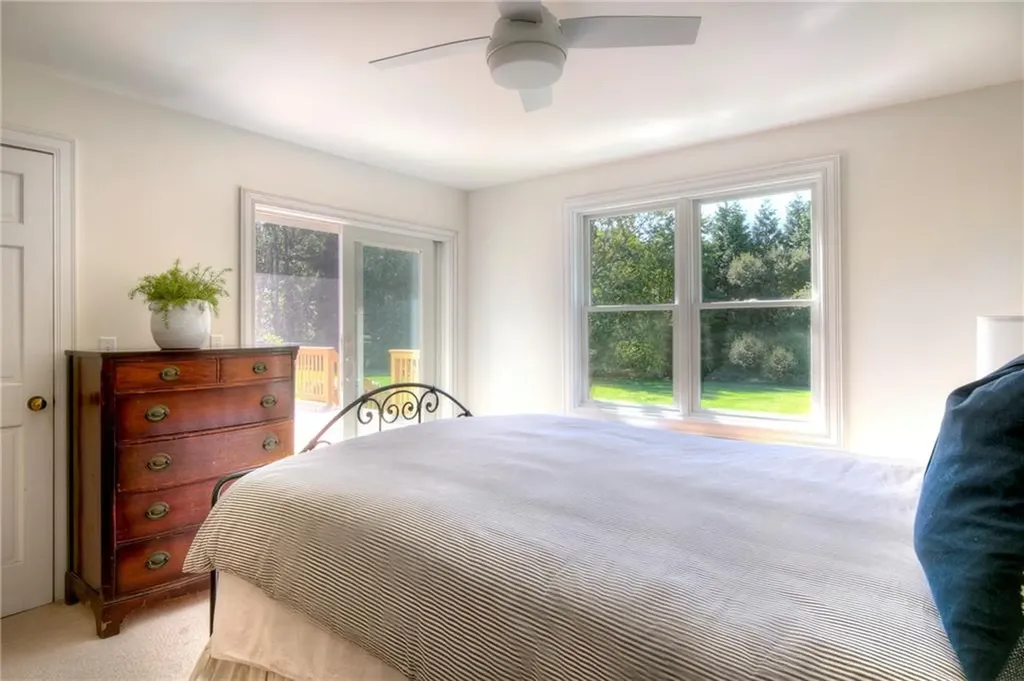 154 Carriage Drive Portsmouth RI 02871