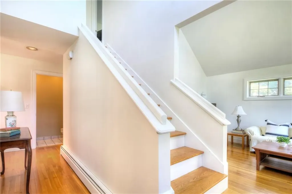 154 Carriage Drive Portsmouth RI 02871