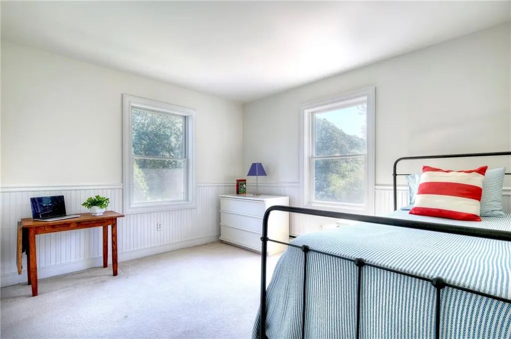 154 Carriage Drive Portsmouth RI 02871