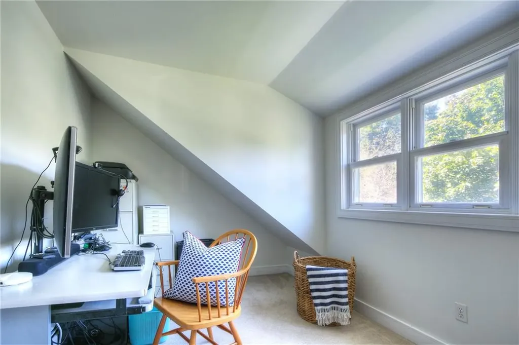 154 Carriage Drive Portsmouth RI 02871