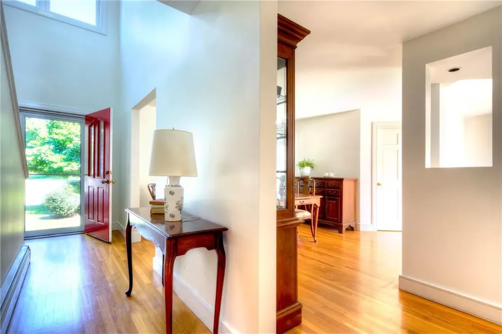 154 Carriage Drive Portsmouth RI 02871