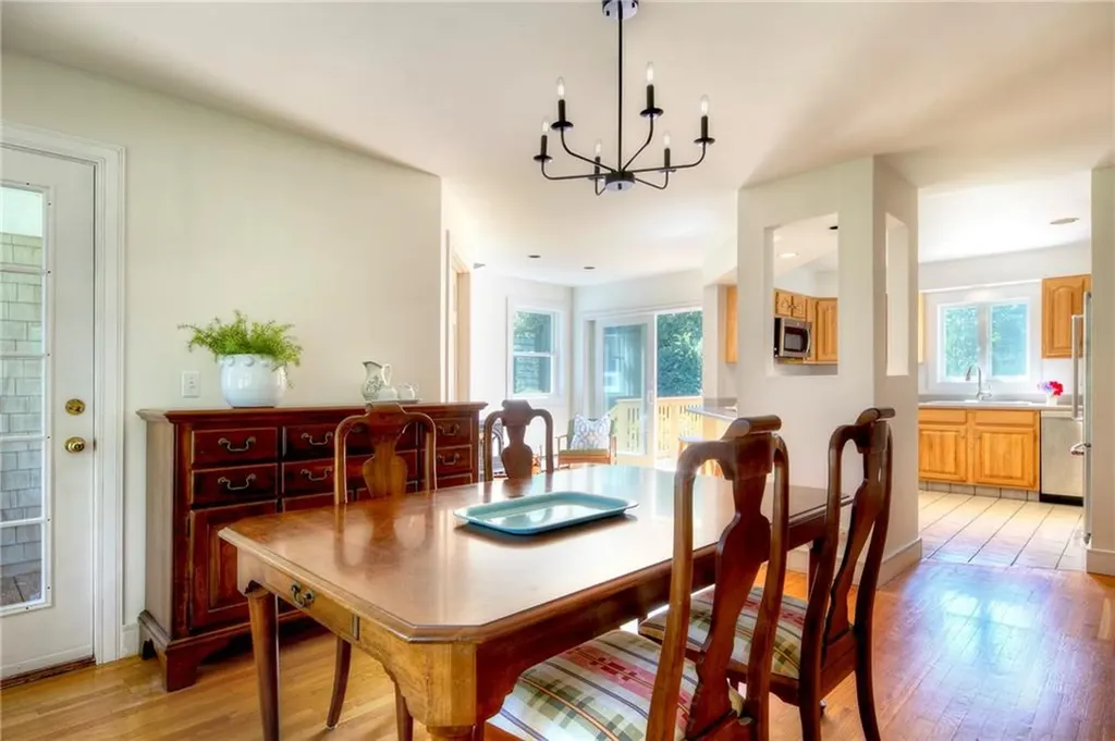 154 Carriage Drive Portsmouth RI 02871